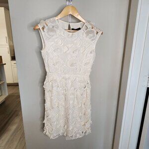 BCBG MAXAZRIA WOMEN'S SIZE SMALL SLEEVELESS WHITE COTTON COCKTAIL DRESS